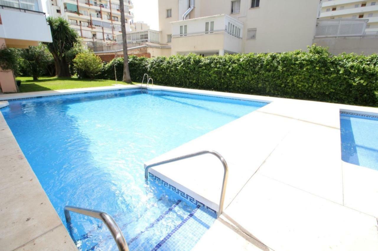 Playa Fontanilla Apartment Marbella